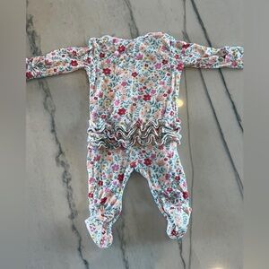 Angel Dear Ruffle Bottom Footies